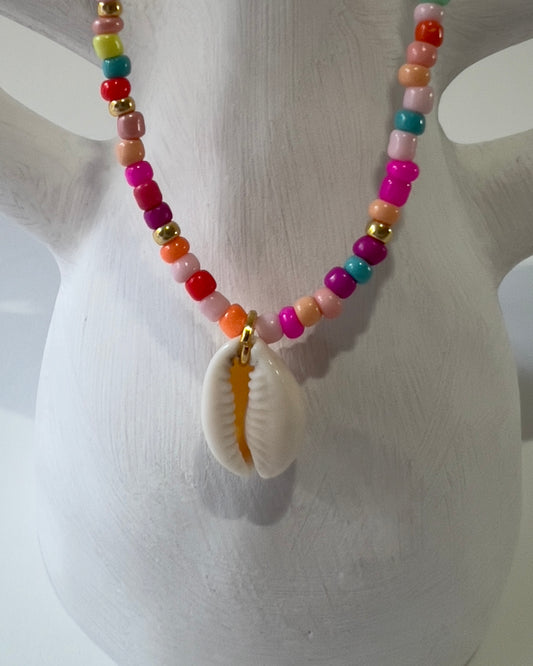 Handmade Beaded Necklace Rainbow Shell